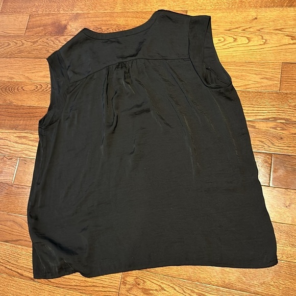 Joe fresh silky soft sleeveless blouse Sz L - Picture 9 of 11